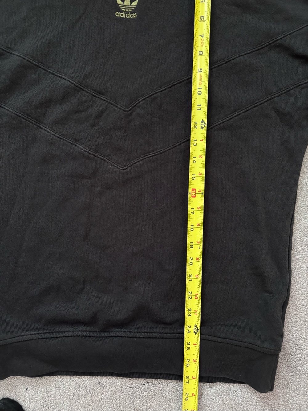 adidas Originals Mens Camo Sleeve Chevron Crewneck Sweatshirt Black Size M - Picture 6 of 6